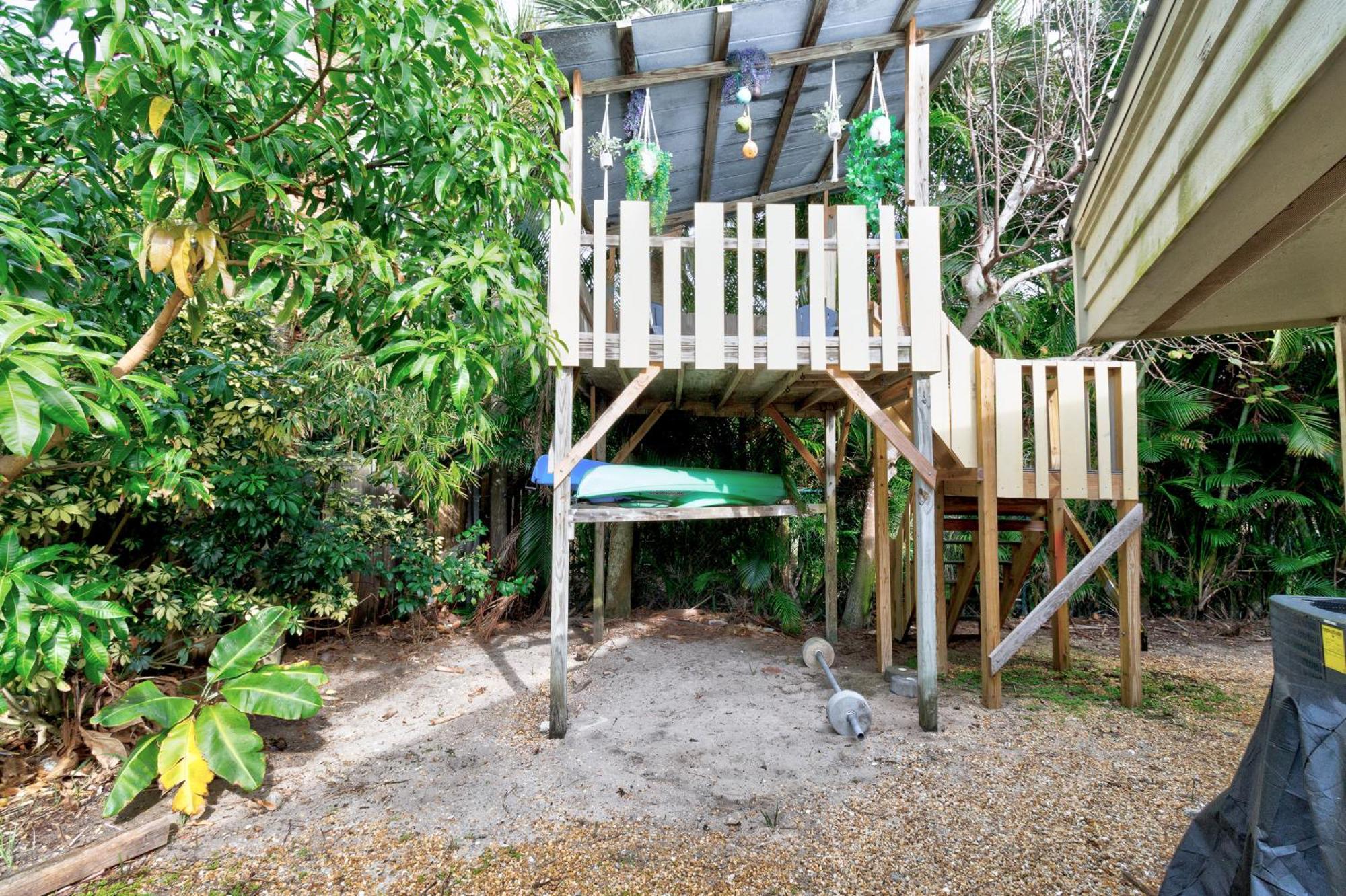 Beach Paradise Getaway - 200Ft From Beach! Sebastian Luaran gambar